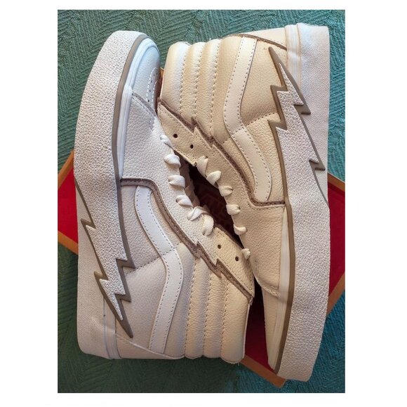 Vans Sk8-Hi BOLT Leather White/Drizzle Skate Retro Athletic Trainer VN0A5JIVXP3 - Picture 1 of 14